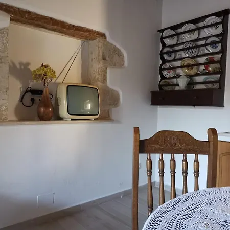 A Romantic House For Two *